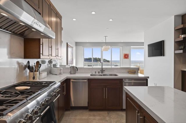 3349 Ocean Drive, Oxnard, CA 93035