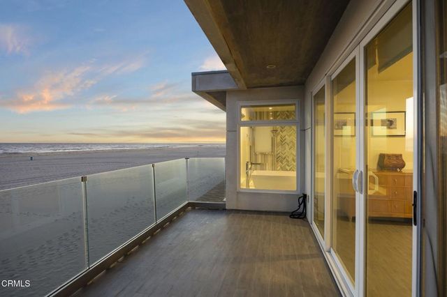 3349 Ocean Drive, Oxnard, CA 93035