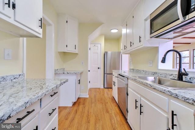 3509 ANNANDALE RD, Annandale, VA 22003
