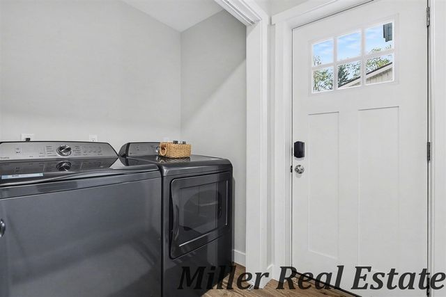 2751 Russell Drive, Wayland, MI 49348