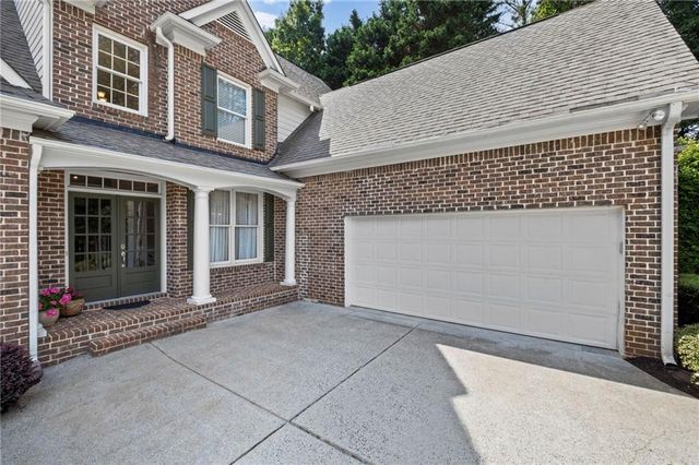 411 Glenhurst Trace, Canton, GA 30115