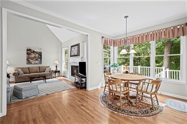 411 Glenhurst Trace, Canton, GA 30115