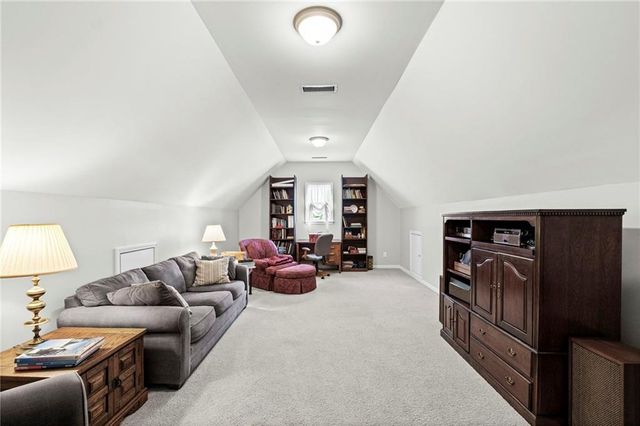 411 Glenhurst Trace, Canton, GA 30115