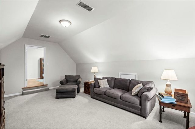 411 Glenhurst Trace, Canton, GA 30115