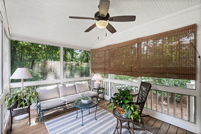 411 Glenhurst Trace, Canton, GA 30115