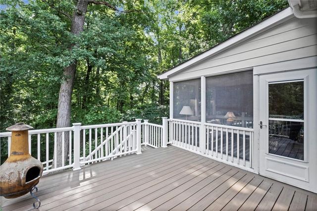 411 Glenhurst Trace, Canton, GA 30115
