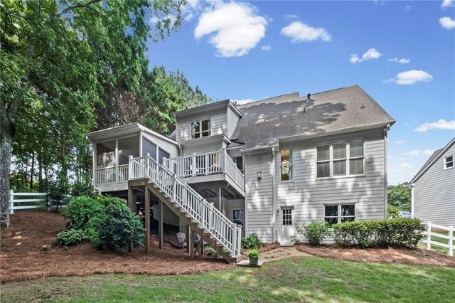 411 Glenhurst Trace, Canton, GA 30115