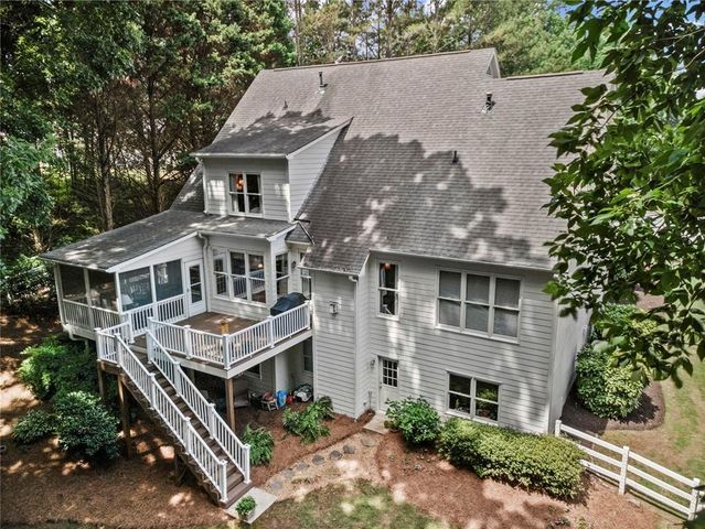 411 Glenhurst Trace, Canton, GA 30115