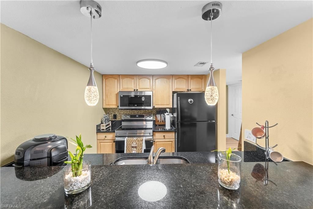 2885 Palm Beach BLVD Building A 507, FORT MYERS, FL 33916 — photo 5