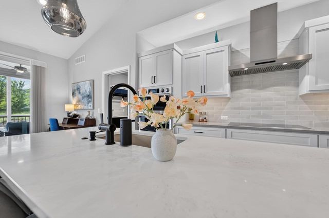 1132 Oak Knoll Road, Sun Prairie, WI 53590