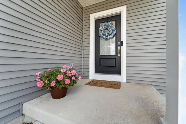 1132 Oak Knoll Road, Sun Prairie, WI 53590
