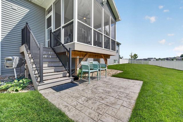 1132 Oak Knoll Road, Sun Prairie, WI 53590