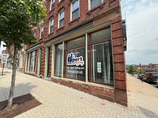 176-178 High St, Holyoke, MA 01040