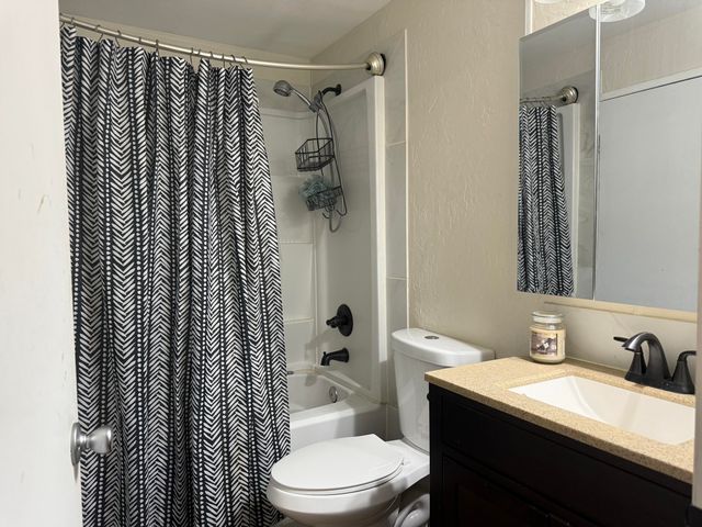 4741 S 6th #26, Klamath Falls, OR 97603
