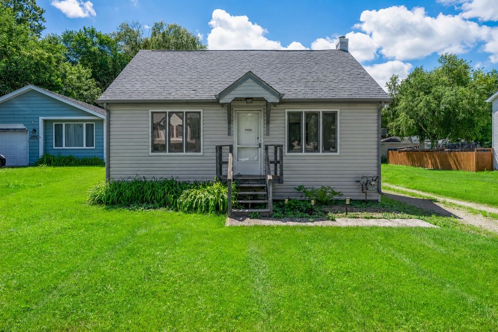 23570 N Field Road, Lake Zurich, IL 60047