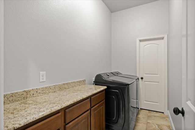 413 Cattle Barron Drive, Mclendon Chisholm, TX 75032
