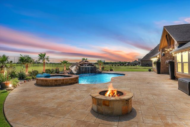 413 Cattle Barron Drive, Mclendon Chisholm, TX 75032