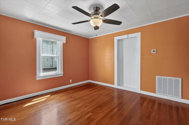 1616 Tremont Avenue, Bristol, TN 37620
