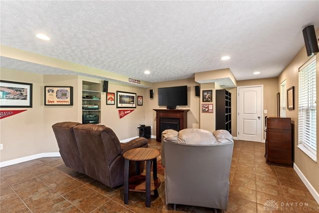 25 Richards Run, Springboro, OH 45066