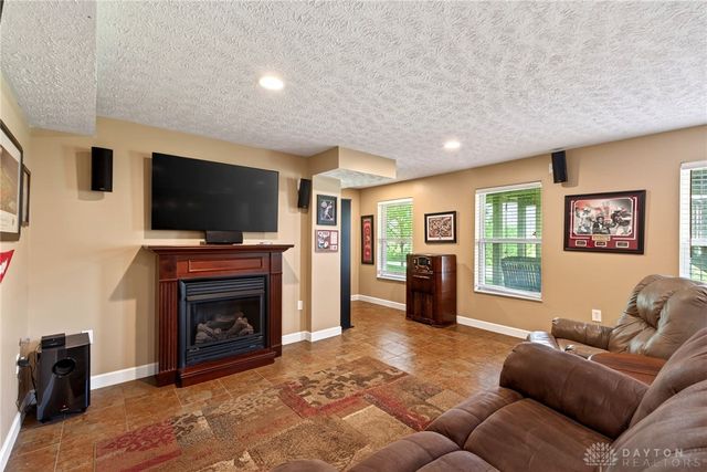 25 Richards Run, Springboro, OH 45066
