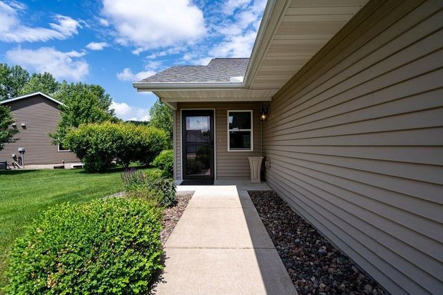 1688 Timber Trail, Chippewa Falls, WI 54729