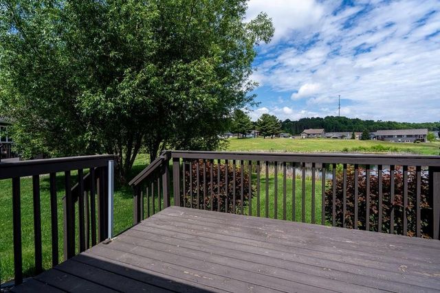 1688 Timber Trail, Chippewa Falls, WI 54729