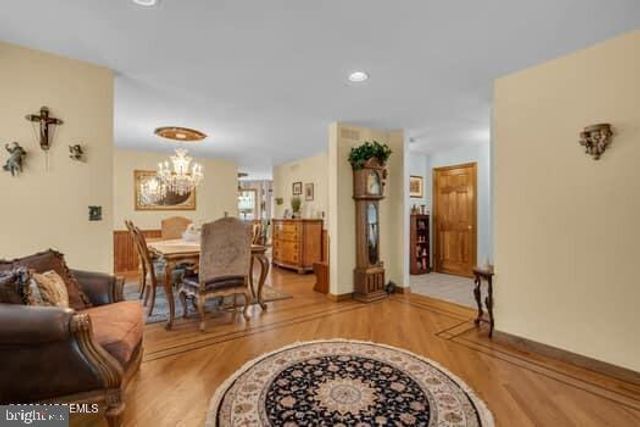 443 STONY POINT DR, Forked River, NJ 08731