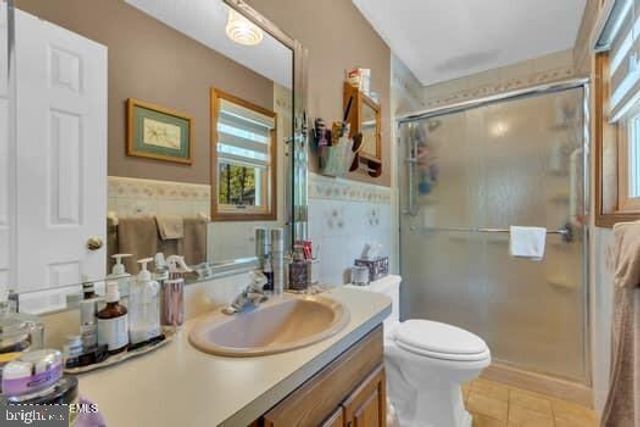 443 STONY POINT DR, Forked River, NJ 08731