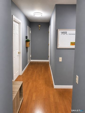 31 Olcott Way 31, Ridgefield, CT 06877