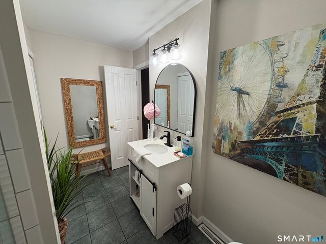 31 Olcott Way 31, Ridgefield, CT 06877