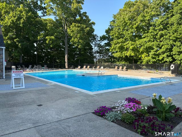 31 Olcott Way 31, Ridgefield, CT 06877