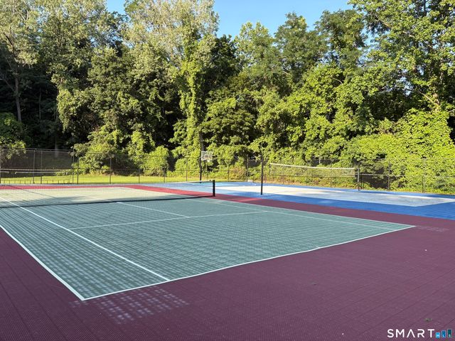31 Olcott Way 31, Ridgefield, CT 06877