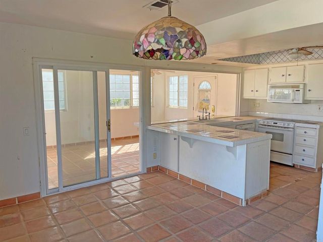 3808 Vista Campana S 22, Oceanside, CA 92057