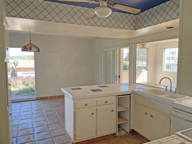 3808 Vista Campana S 22, Oceanside, CA 92057