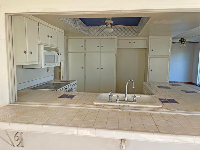 3808 Vista Campana S 22, Oceanside, CA 92057