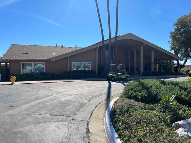 3808 Vista Campana S 22, Oceanside, CA 92057