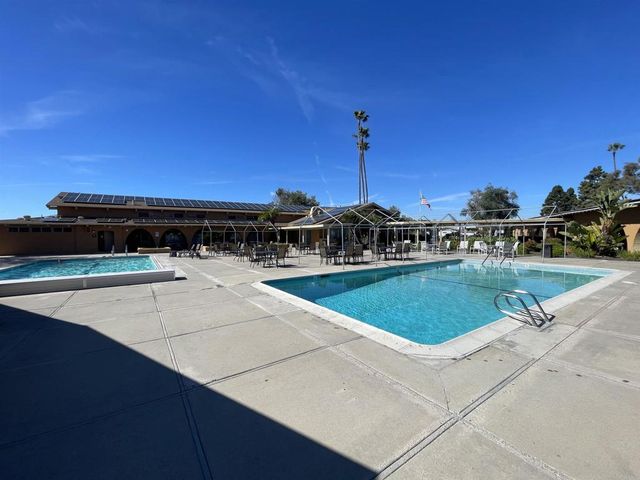 3808 Vista Campana S 22, Oceanside, CA 92057