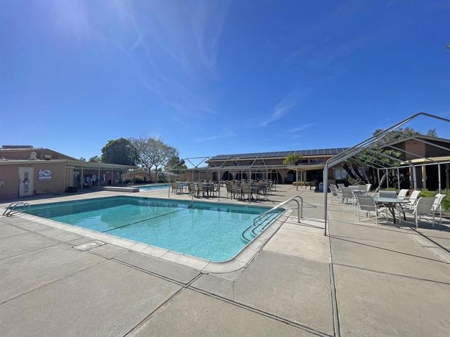 3808 Vista Campana S 22, Oceanside, CA 92057