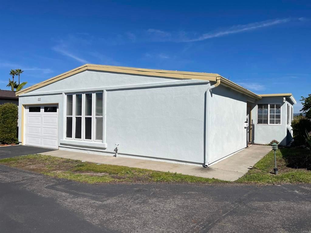 3808 Vista Campana S 22, Oceanside, CA 92057