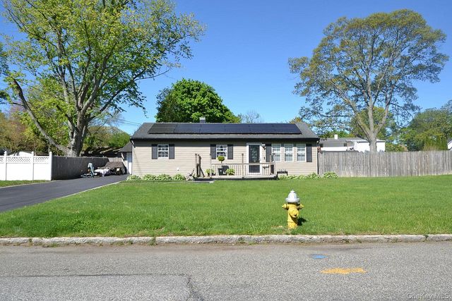 1616 Baldwin Boulevard, Bay Shore, NY 11706