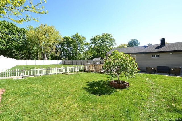 1616 Baldwin Boulevard, Bay Shore, NY 11706
