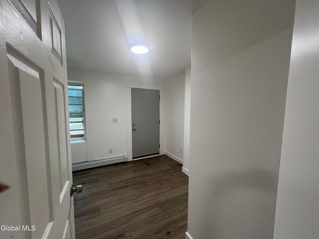 336 Clinton Avenue Basement, Albany, NY 12206