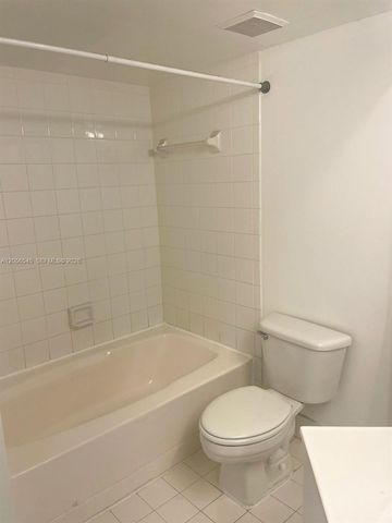 9645 NW 1st Court 1110, Pembroke Pines, FL 33024