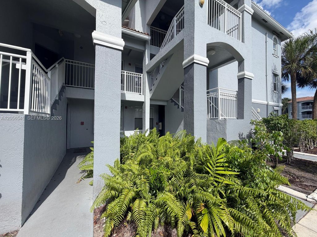 9645 NW 1st Court 1110, Pembroke Pines, FL 33024