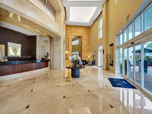 19400 Turnberry Way 1012, Aventura, FL 33180