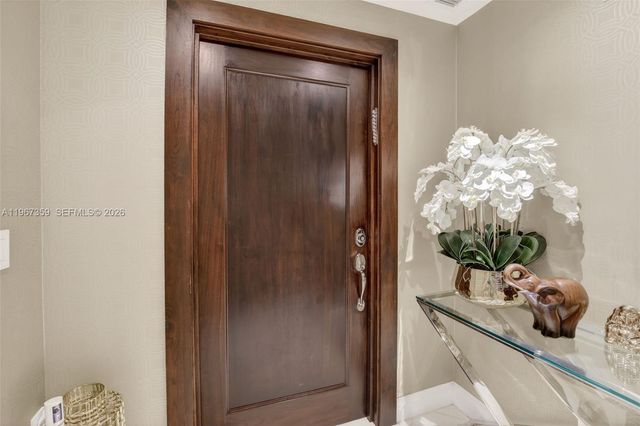 19400 Turnberry Way 1012, Aventura, FL 33180