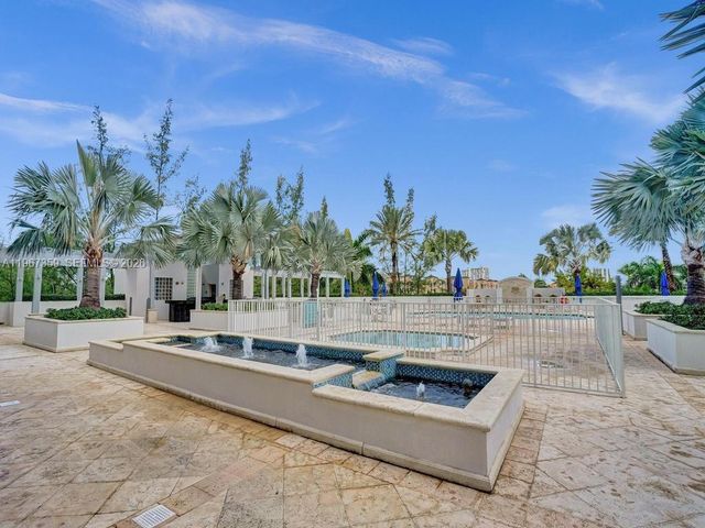 19400 Turnberry Way 1012, Aventura, FL 33180