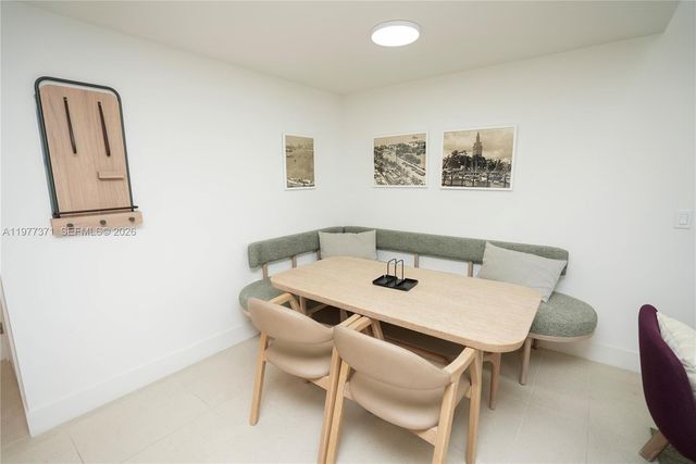 159 NE 6th St 2711, Miami, FL 33132