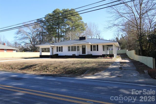 1205 Camden Road, Wadesboro, NC 28170