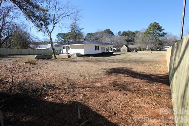 1205 Camden Road, Wadesboro, NC 28170